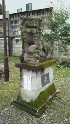 駒形神社の狛犬