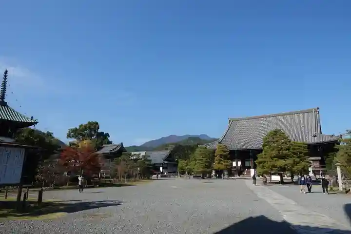 清凉寺のその他建物