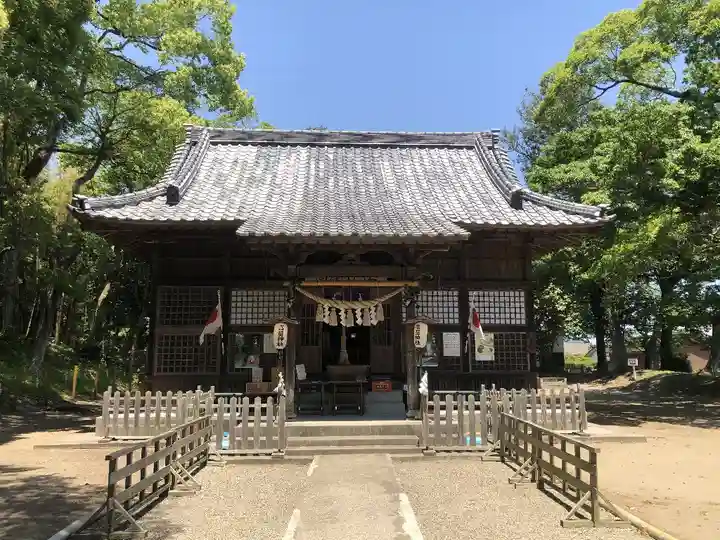高屋神社の本殿・本堂