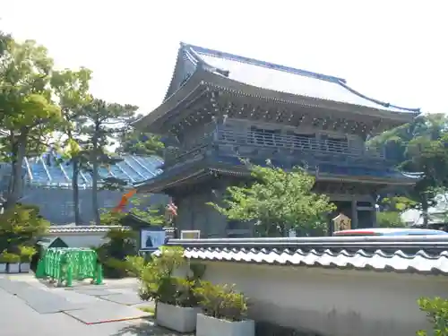 光明寺の山門・神門