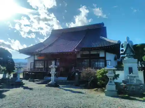 善住寺の本殿