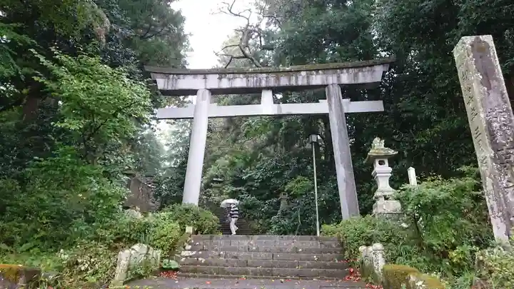 都々古別神社(馬場)の鳥居