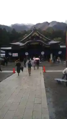 彌彦神社の本殿・本堂