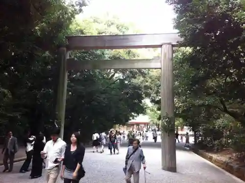 熱田神宮の鳥居