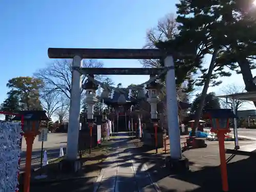 諏訪神社の鳥居