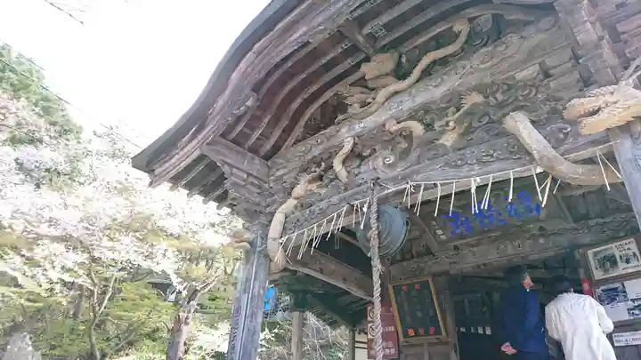 円通三匝堂(さざえ堂)の本殿・本堂