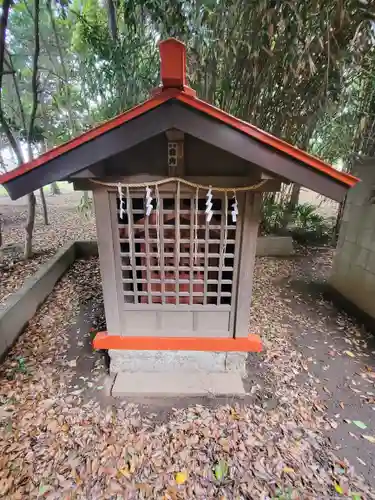 神明神社 (飯山満町)の像