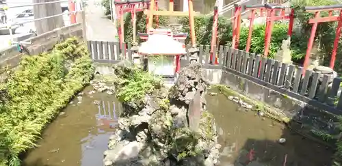 横浜成田山延命院（成田山横浜別院）の庭園