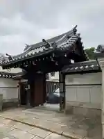 称念寺の山門・神門