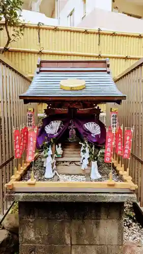 妻戀神社の末社・摂社