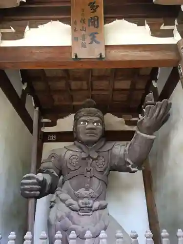 長命寺の像