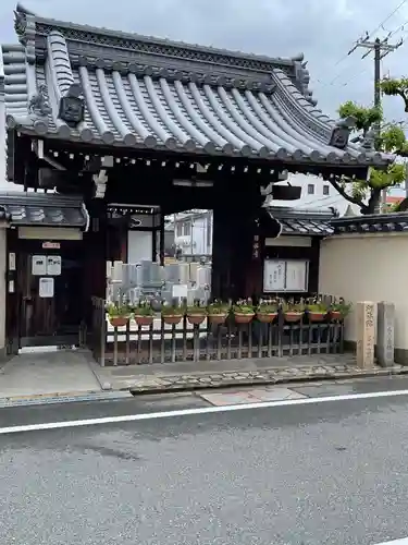 増福寺の山門