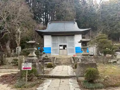 山寺千手院の{uncategorized: "未分類", other: "その他", undefined: "問題あり", building: "その他建物", grave: "お墓", sacred_gate: "鳥居", guardian: "狛犬", statue: "像", buddha: "仏像", history: "歴史", nature: "自然", garden: "庭園", animal: "動物", pagoda: "塔", temizu: "手水舎", mountain_gate: "山門・神門", sanctuary: "本殿・本堂", subordinate: "末社・摂社", art: "芸術", scenery: "景色", jizo: "地蔵", ema: "絵馬", goshuin: "御朱印", omikuji: "おみくじ", items: "授与品その他", amulet: "お守り", goshuincho: "御朱印帳", eats: "食事", festival: "お祭り", votive_dance: "神楽", shichigosan: "七五三参", wedding: "結婚式", experience: "体験その他", initially: "初詣", around: "周辺", anti_infection: "感染症対策"}