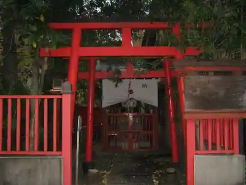 合力稲荷神社の鳥居