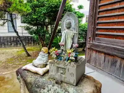 長照寺の地蔵