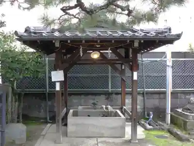 首途八幡宮の手水舎