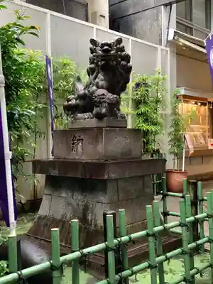 烏森神社の狛犬