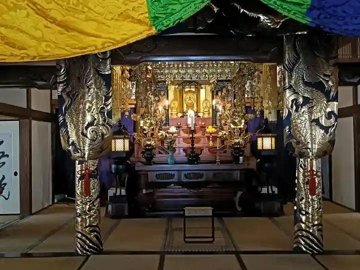 月窓寺の{uncategorized: "未分類", other: "その他", undefined: "問題あり", building: "その他建物", grave: "お墓", sacred_gate: "鳥居", guardian: "狛犬", statue: "像", buddha: "仏像", history: "歴史", nature: "自然", garden: "庭園", animal: "動物", pagoda: "塔", temizu: "手水舎", mountain_gate: "山門・神門", sanctuary: "本殿・本堂", subordinate: "末社・摂社", art: "芸術", scenery: "景色", jizo: "地蔵", ema: "絵馬", goshuin: "御朱印", omikuji: "おみくじ", items: "授与品その他", amulet: "お守り", goshuincho: "御朱印帳", eats: "食事", festival: "お祭り", votive_dance: "神楽", shichigosan: "七五三参", wedding: "結婚式", experience: "体験その他", initially: "初詣", around: "周辺", anti_infection: "感染症対策"}