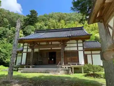 慈尊院の本殿・本堂