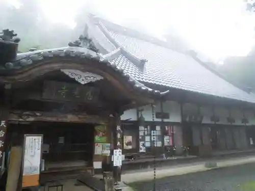 慈光寺の本殿