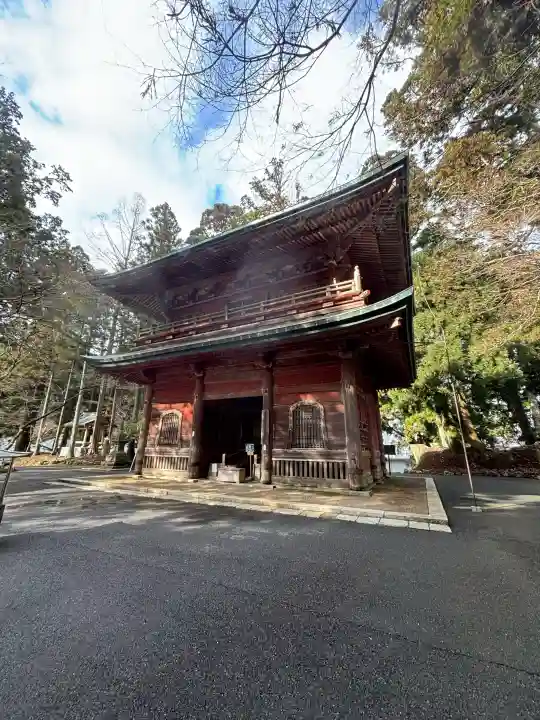 比叡山延暦寺の{uncategorized: "未分類", other: "その他", undefined: "問題あり", building: "その他建物", grave: "お墓", sacred_gate: "鳥居", guardian: "狛犬", statue: "像", buddha: "仏像", history: "歴史", nature: "自然", garden: "庭園", animal: "動物", pagoda: "塔", temizu: "手水舎", mountain_gate: "山門・神門", sanctuary: "本殿・本堂", subordinate: "末社・摂社", art: "芸術", scenery: "景色", jizo: "地蔵", ema: "絵馬", goshuin: "御朱印", omikuji: "おみくじ", items: "授与品その他", amulet: "お守り", goshuincho: "御朱印帳", eats: "食事", festival: "お祭り", votive_dance: "神楽", shichigosan: "七五三参", wedding: "結婚式", experience: "体験その他", initially: "初詣", around: "周辺", anti_infection: "感染症対策"}