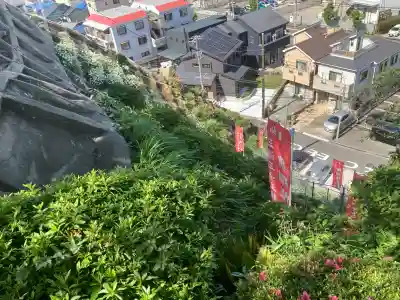慈眼院の{uncategorized: "未分類", other: "その他", undefined: "問題あり", building: "その他建物", grave: "お墓", sacred_gate: "鳥居", guardian: "狛犬", statue: "像", buddha: "仏像", history: "歴史", nature: "自然", garden: "庭園", animal: "動物", pagoda: "塔", temizu: "手水舎", mountain_gate: "山門・神門", sanctuary: "本殿・本堂", subordinate: "末社・摂社", art: "芸術", scenery: "景色", jizo: "地蔵", ema: "絵馬", goshuin: "御朱印", omikuji: "おみくじ", items: "授与品その他", amulet: "お守り", goshuincho: "御朱印帳", eats: "食事", festival: "お祭り", votive_dance: "神楽", shichigosan: "七五三参", wedding: "結婚式", experience: "体験その他", initially: "初詣", around: "周辺", anti_infection: "感染症対策"}