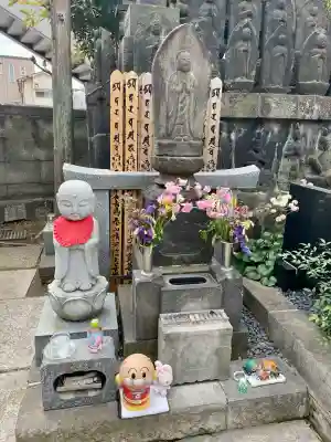 寳蓮寺の{uncategorized: "未分類", other: "その他", undefined: "問題あり", building: "その他建物", grave: "お墓", sacred_gate: "鳥居", guardian: "狛犬", statue: "像", buddha: "仏像", history: "歴史", nature: "自然", garden: "庭園", animal: "動物", pagoda: "塔", temizu: "手水舎", mountain_gate: "山門・神門", sanctuary: "本殿・本堂", subordinate: "末社・摂社", art: "芸術", scenery: "景色", jizo: "地蔵", ema: "絵馬", goshuin: "御朱印", omikuji: "おみくじ", items: "授与品その他", amulet: "お守り", goshuincho: "御朱印帳", eats: "食事", festival: "お祭り", votive_dance: "神楽", shichigosan: "七五三参", wedding: "結婚式", experience: "体験その他", initially: "初詣", around: "周辺", anti_infection: "感染症対策"}