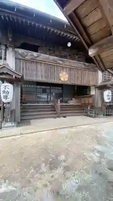 金剛寺の{uncategorized: "未分類", other: "その他", undefined: "問題あり", building: "その他建物", grave: "お墓", sacred_gate: "鳥居", guardian: "狛犬", statue: "像", buddha: "仏像", history: "歴史", nature: "自然", garden: "庭園", animal: "動物", pagoda: "塔", temizu: "手水舎", mountain_gate: "山門・神門", sanctuary: "本殿・本堂", subordinate: "末社・摂社", art: "芸術", scenery: "景色", jizo: "地蔵", ema: "絵馬", goshuin: "御朱印", omikuji: "おみくじ", items: "授与品その他", amulet: "お守り", goshuincho: "御朱印帳", eats: "食事", festival: "お祭り", votive_dance: "神楽", shichigosan: "七五三参", wedding: "結婚式", experience: "体験その他", initially: "初詣", around: "周辺", anti_infection: "感染症対策"}