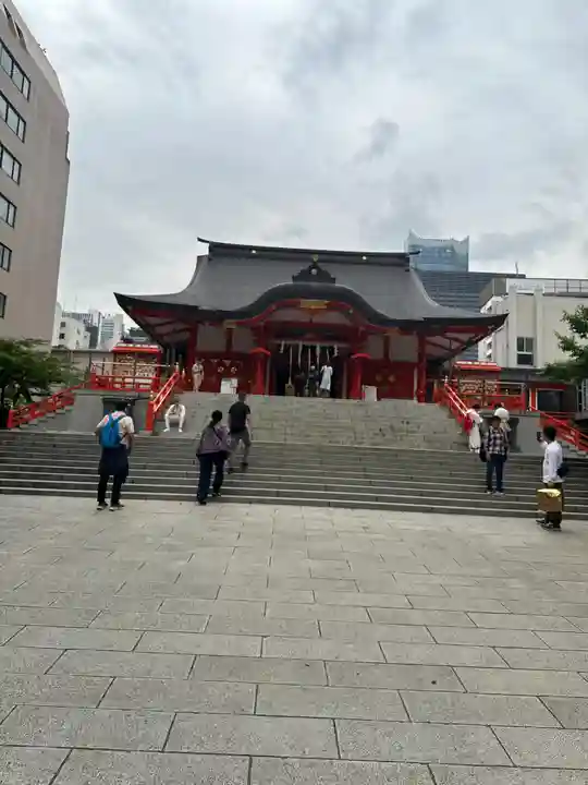 花園神社の本殿・本堂