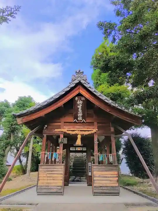 竹生島神社の本殿・本堂