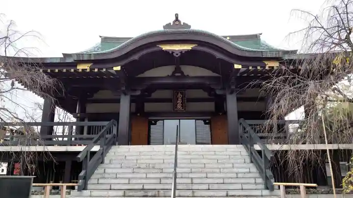 宝勝山 南藏院 蓮光寺の本殿・本堂