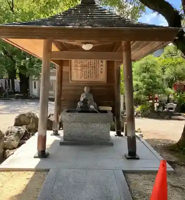 遍照院の手水舎