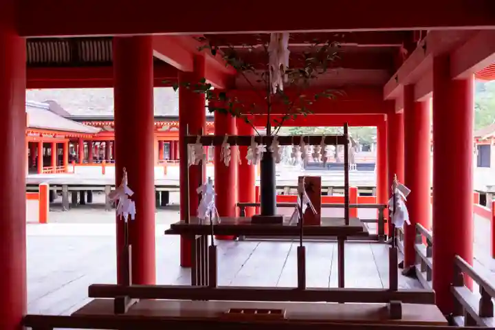 厳島神社(広島県)