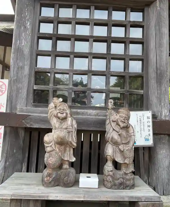 大洗磯前神社の{uncategorized: "未分類", other: "その他", undefined: "問題あり", building: "その他建物", grave: "お墓", sacred_gate: "鳥居", guardian: "狛犬", statue: "像", buddha: "仏像", history: "歴史", nature: "自然", garden: "庭園", animal: "動物", pagoda: "塔", temizu: "手水舎", mountain_gate: "山門・神門", sanctuary: "本殿・本堂", subordinate: "末社・摂社", art: "芸術", scenery: "景色", jizo: "地蔵", ema: "絵馬", goshuin: "御朱印", omikuji: "おみくじ", items: "授与品その他", amulet: "お守り", goshuincho: "御朱印帳", eats: "食事", festival: "お祭り", votive_dance: "神楽", shichigosan: "七五三参", wedding: "結婚式", experience: "体験その他", initially: "初詣", around: "周辺", anti_infection: "感染症対策"}