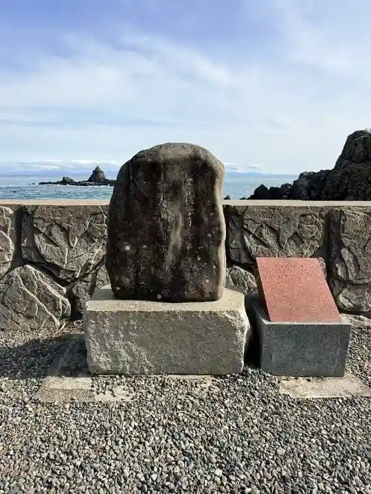 小谷石大明神の{uncategorized: "未分類", other: "その他", undefined: "問題あり", building: "その他建物", grave: "お墓", sacred_gate: "鳥居", guardian: "狛犬", statue: "像", buddha: "仏像", history: "歴史", nature: "自然", garden: "庭園", animal: "動物", pagoda: "塔", temizu: "手水舎", mountain_gate: "山門・神門", sanctuary: "本殿・本堂", subordinate: "末社・摂社", art: "芸術", scenery: "景色", jizo: "地蔵", ema: "絵馬", goshuin: "御朱印", omikuji: "おみくじ", items: "授与品その他", amulet: "お守り", goshuincho: "御朱印帳", eats: "食事", festival: "お祭り", votive_dance: "神楽", shichigosan: "七五三参", wedding: "結婚式", experience: "体験その他", initially: "初詣", around: "周辺", anti_infection: "感染症対策"}