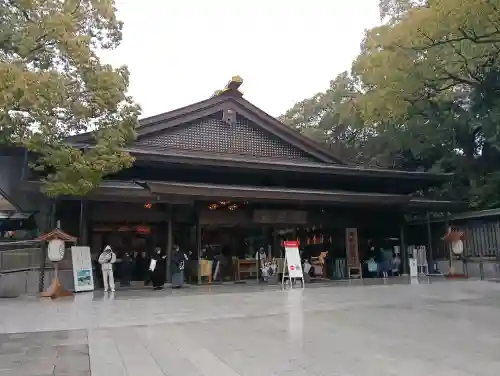 明治神宮の{uncategorized: "未分類", other: "その他", undefined: "問題あり", building: "その他建物", grave: "お墓", sacred_gate: "鳥居", guardian: "狛犬", statue: "像", buddha: "仏像", history: "歴史", nature: "自然", garden: "庭園", animal: "動物", pagoda: "塔", temizu: "手水舎", mountain_gate: "山門・神門", sanctuary: "本殿・本堂", subordinate: "末社・摂社", art: "芸術", scenery: "景色", jizo: "地蔵", ema: "絵馬", goshuin: "御朱印", omikuji: "おみくじ", items: "授与品その他", amulet: "お守り", goshuincho: "御朱印帳", eats: "食事", festival: "お祭り", votive_dance: "神楽", shichigosan: "七五三参", wedding: "結婚式", experience: "体験その他", initially: "初詣", around: "周辺", anti_infection: "感染症対策"}