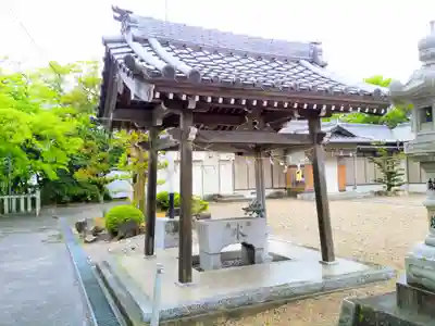 八幡社(東尾八幡社)の手水舎