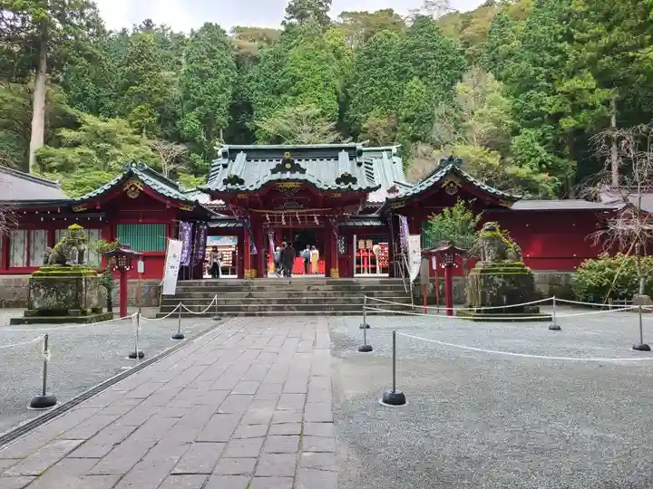 箱根神社の山門・神門