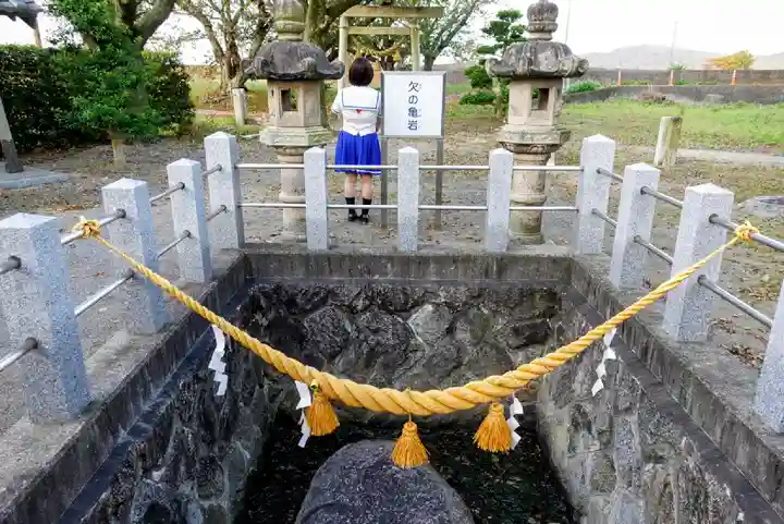 幡頭神社の庭園
