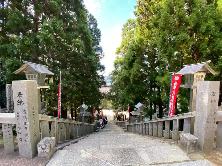 金華山黄金山神社(宮城県)