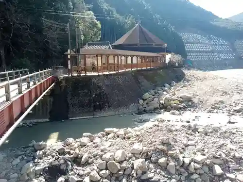 滝尻王子宮十郷神社のその他建物