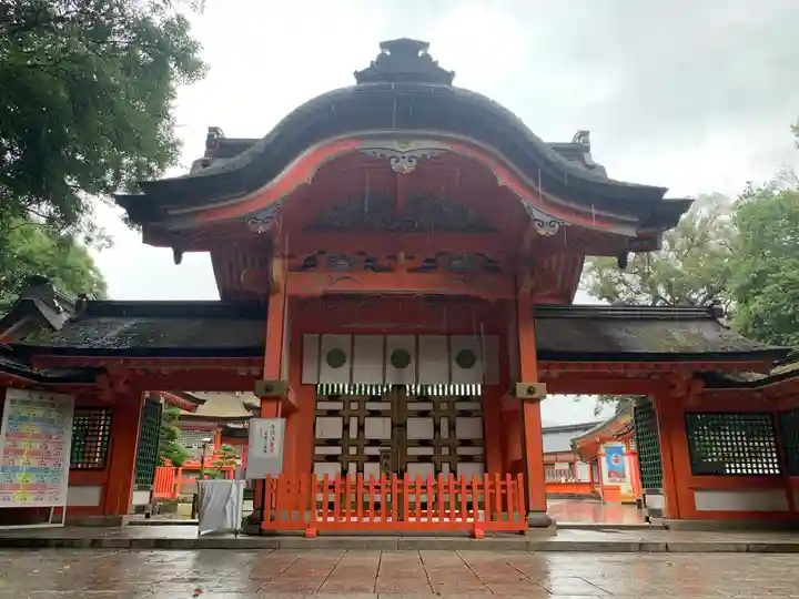 宇佐神宮の山門・神門