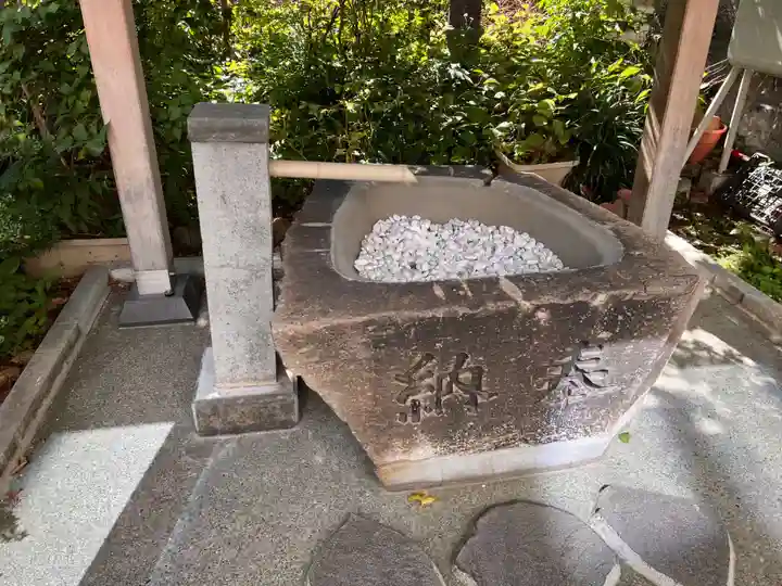 札幌祖霊神社の手水舎