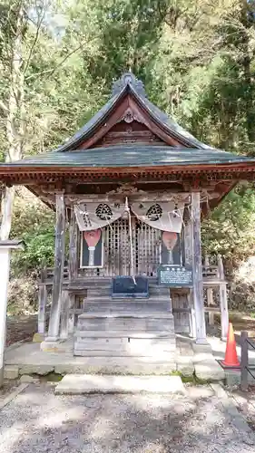 円通三匝堂（さざえ堂）の末社・摂社