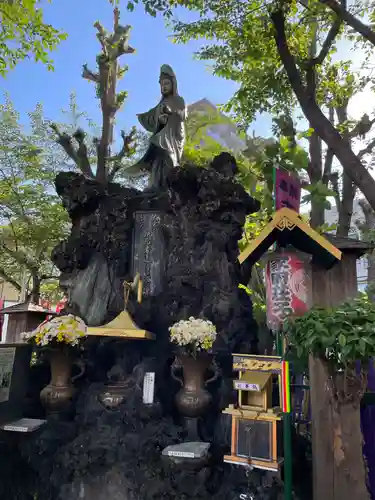 吉原弁財天本宮（吉原神社奥宮）の仏像