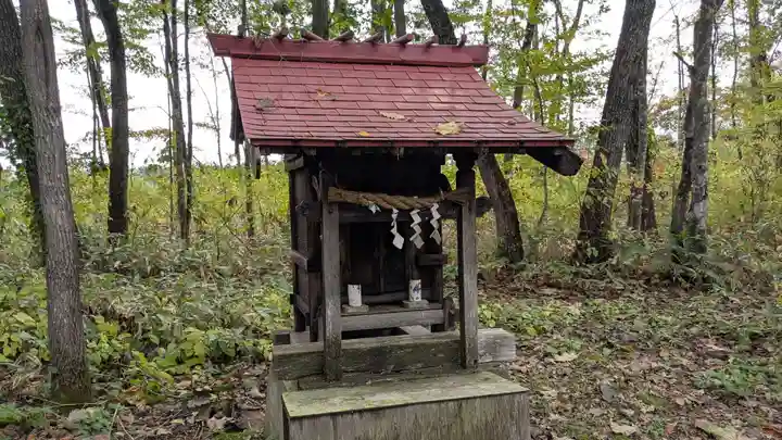 元札内神社の本殿・本堂