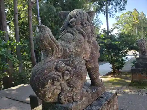 春日神社の狛犬