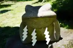 土津神社｜こどもと出世の神さまの狛犬