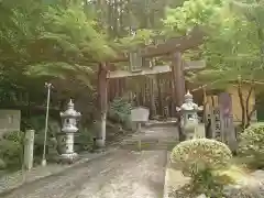 諏訪神社の鳥居