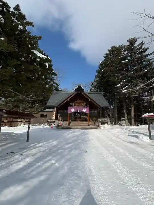 市来知神社の{uncategorized: "未分類", other: "その他", undefined: "問題あり", building: "その他建物", grave: "お墓", sacred_gate: "鳥居", guardian: "狛犬", statue: "像", buddha: "仏像", history: "歴史", nature: "自然", garden: "庭園", animal: "動物", pagoda: "塔", temizu: "手水舎", mountain_gate: "山門・神門", sanctuary: "本殿・本堂", subordinate: "末社・摂社", art: "芸術", scenery: "景色", jizo: "地蔵", ema: "絵馬", goshuin: "御朱印", omikuji: "おみくじ", items: "授与品その他", amulet: "お守り", goshuincho: "御朱印帳", eats: "食事", festival: "お祭り", votive_dance: "神楽", shichigosan: "七五三参", wedding: "結婚式", experience: "体験その他", initially: "初詣", around: "周辺", anti_infection: "感染症対策"}